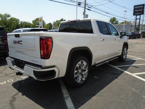 Used 2023 GMC Sierra 1500 Denali w/ Denali Reserve Package AWD/4WD image 7