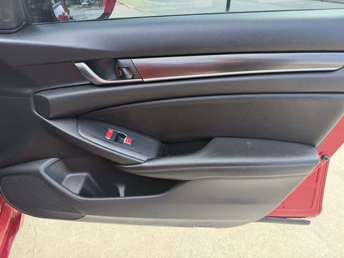 Used 2019 Honda Accord Sport image 23