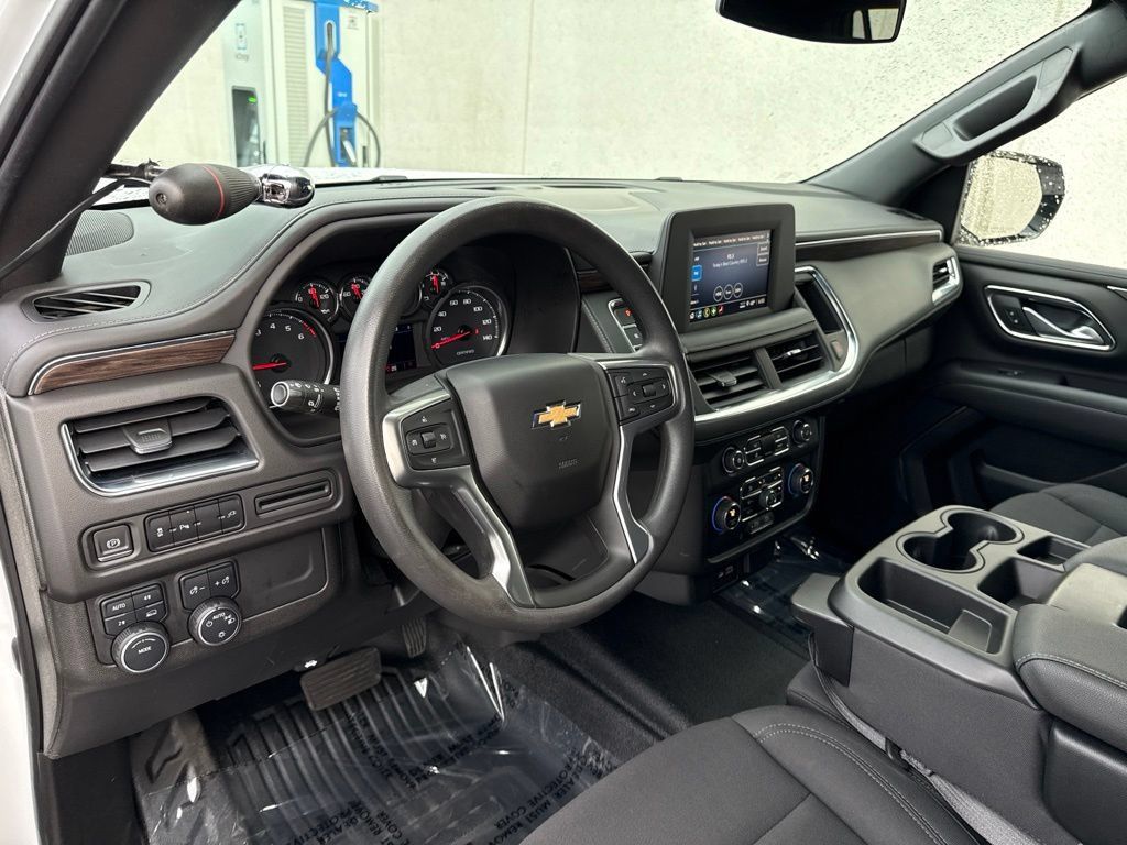 Used 2022 Chevrolet Tahoe 4WD image 12