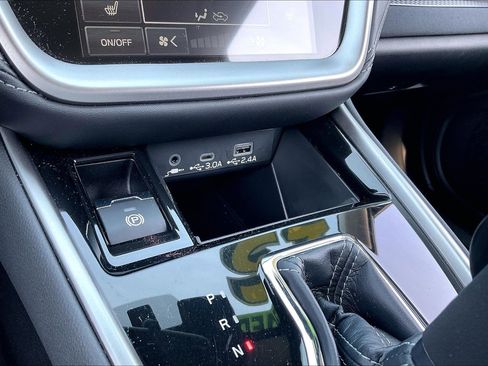 Certified 2025 Subaru Legacy Premium image 24