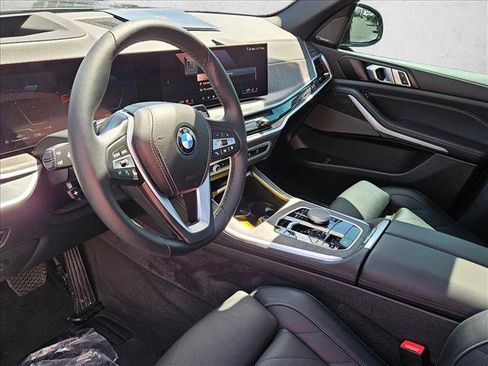 Certified 2025 BMW X5 xDrive40i w/ Premium Package AWD/4WD image 10