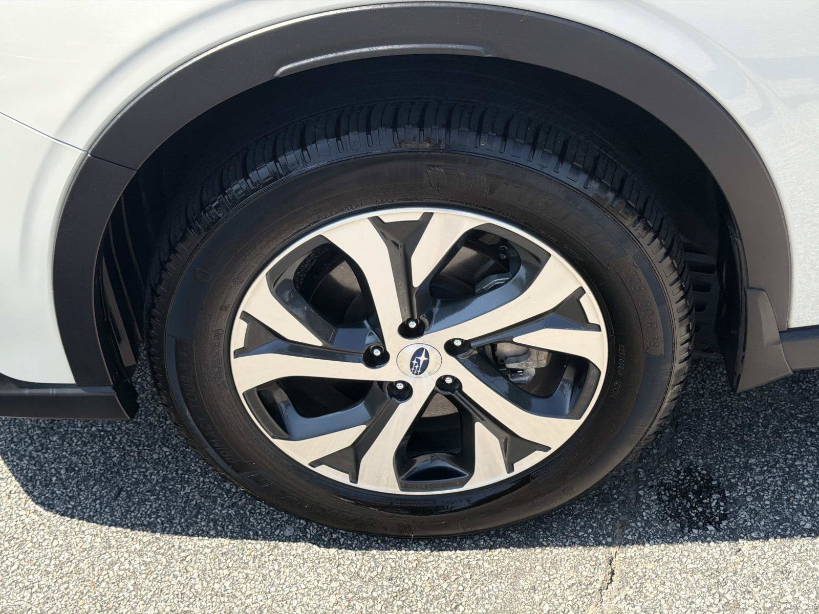Used 2022 Subaru Outback Touring AWD/4WD image 13