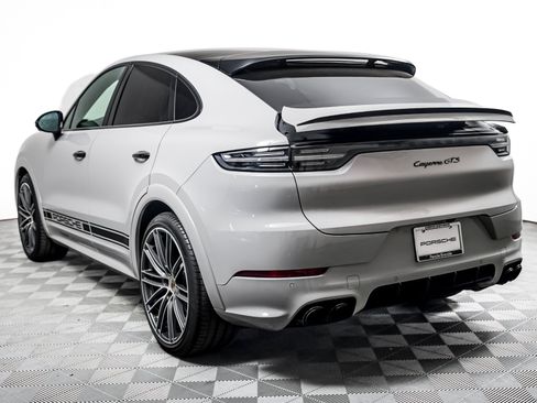 Certified 2023 Porsche Cayenne GTS AWD/4WD image 3