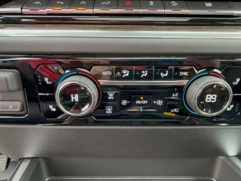 New 2025 Chevrolet Silverado 1500 RST AWD/4WD image 17