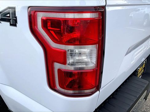 Used 2019 Ford F150 XLT w/ Max Trailer Tow Package image 28