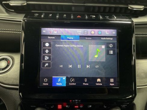 Used 2022 Jeep Grand Cherokee L Limited w/ Luxury Tech Group II image 16