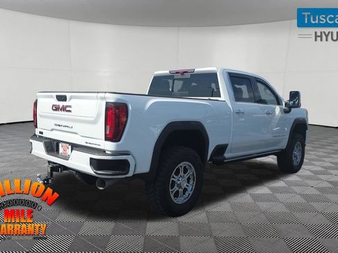Used 2023 GMC Sierra 2500 Denali w/ Denali Ultimate Package AWD/4WD image 8