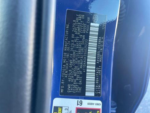 Used 2025 Toyota Camry LE image 28