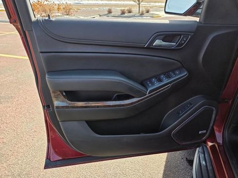 Used 2020 Chevrolet Tahoe LT image 13