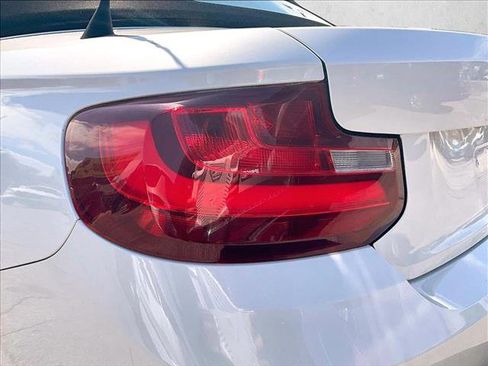 Used 2017 BMW 230i Convertible image 30