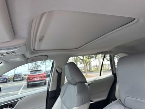 Used 2021 Toyota RAV4 XLE Premium FWD image 22