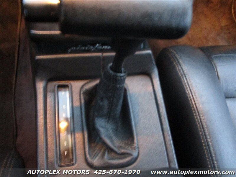 Used 1992 Cadillac Allante FWD image 25