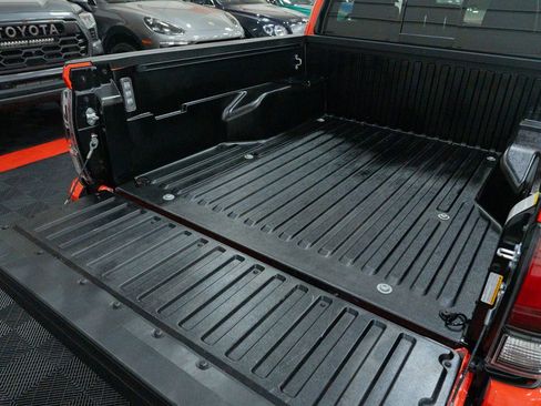 Used 2023 Toyota Tacoma TRD Pro AWD/4WD image 30