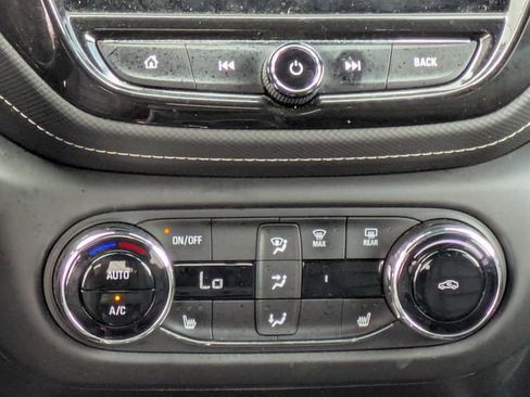 Used 2021 Chevrolet TrailBlazer ACTIV w/ Convenience Package image 27