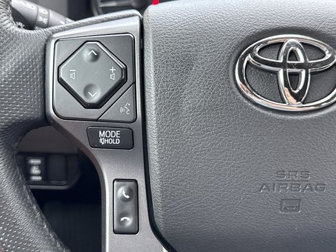 Used 2023 Toyota Tacoma TRD Off-Road w/ TRD Premium Off Road Package AWD/4WD image 17