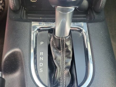 Used 2015 Ford Mustang GT Premium w/ Equipment Group 401A RWD image 20
