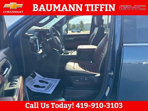 Used 2025 GMC Sierra 2500 Denali Ultimate AWD/4WD image 17