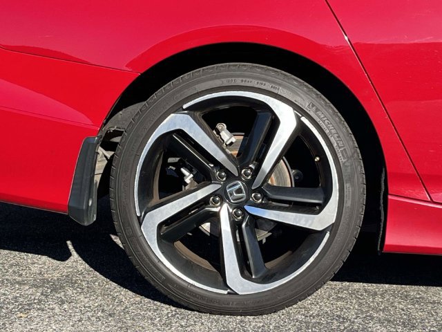 Used 2019 Honda Accord Sport image 11