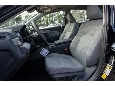 New 2026 Toyota Camry LE image 11