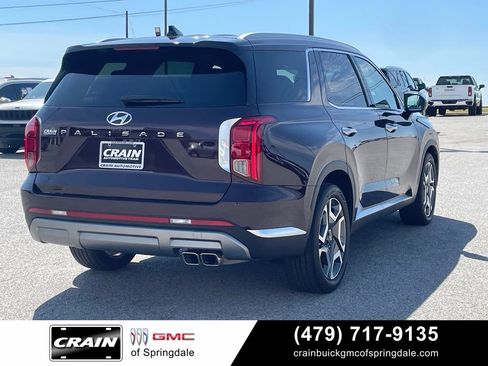 Used 2024 Hyundai Palisade Limited FWD image 7