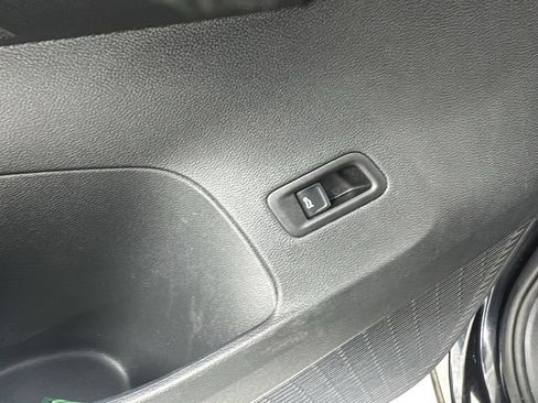 Used 2025 Volkswagen Atlas SE AWD/4WD image 20