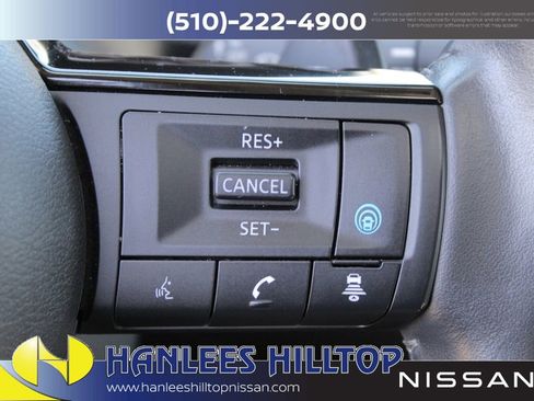 Used 2023 Nissan Rogue SL w/ SL Premium Package image 29