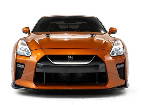 Used 2017 Nissan GT-R Premium w/ Premium Interior Package AWD/4WD image 7