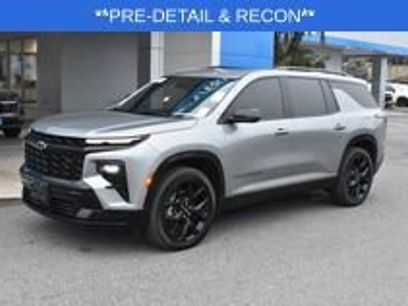 Used 2024 Chevrolet Traverse RS