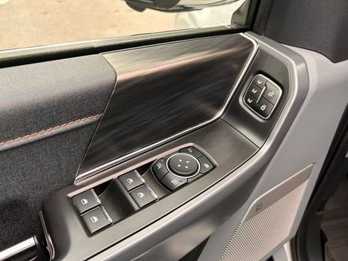 Used 2024 Ford F150 Lariat AWD/4WD image 29