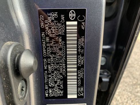 Used 2022 Toyota Prius Prime XLE FWD image 41