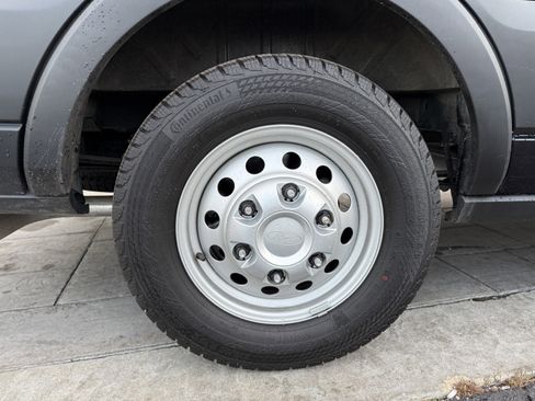 Used 2024 Ford Transit 350 XL image 31