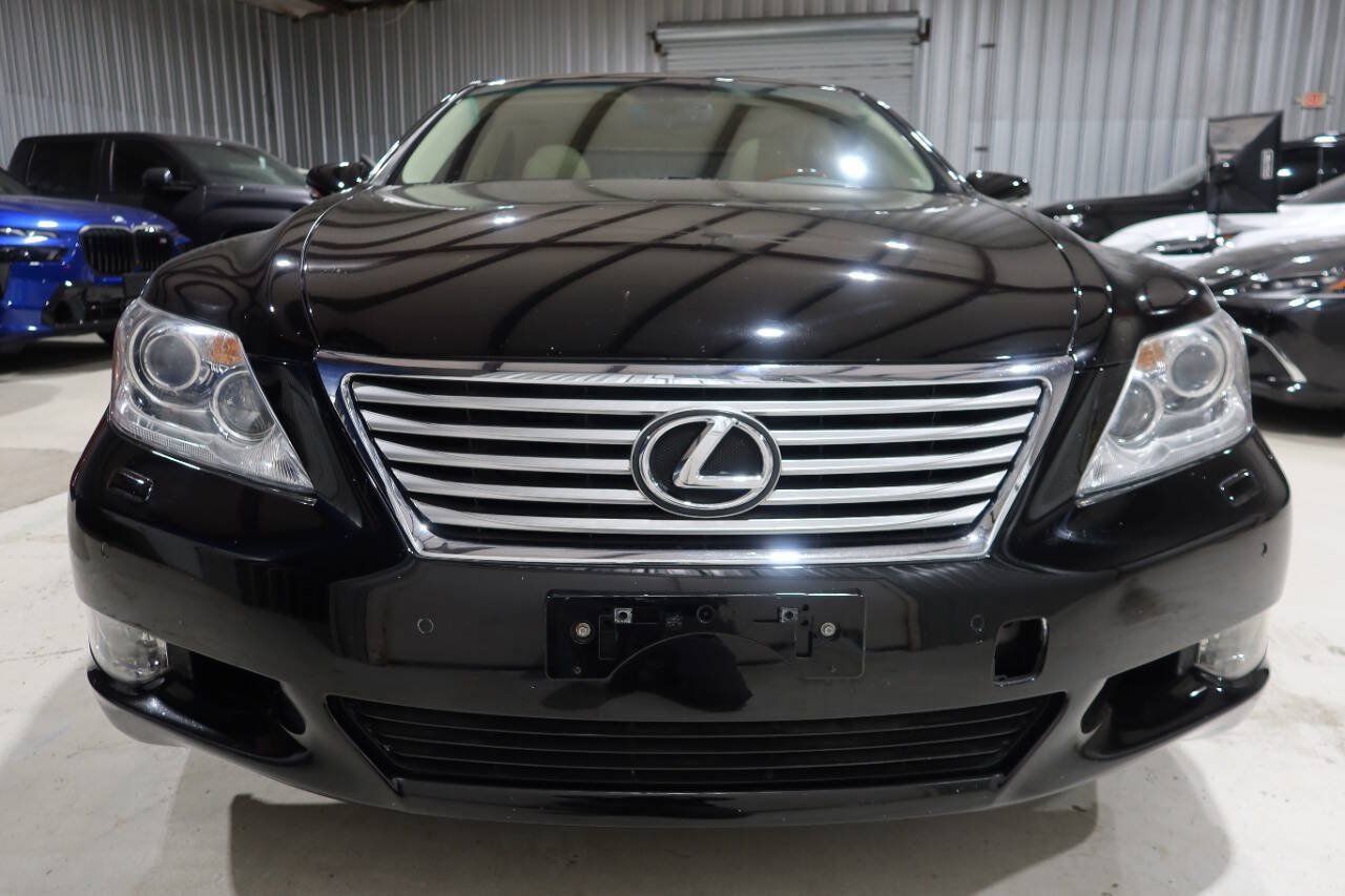 Used 2012 Lexus LS 460 w/ Comfort Pkg RWD image 8