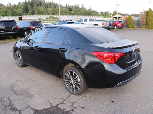 Used 2017 Toyota Corolla SE w/ Carpet Mat Package (TMS) FWD image 7