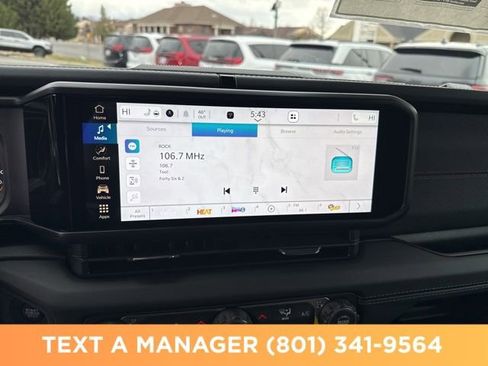 Used 2026 Jeep Wrangler Unlimited Rubicon AWD/4WD image 13