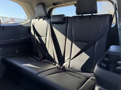 New 2026 Toyota Grand Highlander Platinum image 31
