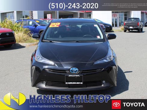Used 2022 Toyota Prius XLE FWD image 4