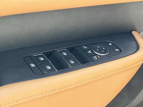 New 2026 Nissan Armada SL w/ Captain's Chari Seat Package AWD/4WD image 17