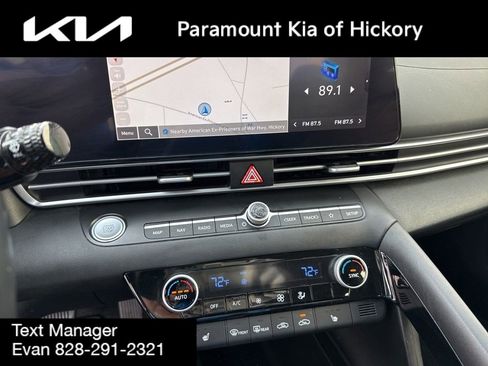 Used 2023 Hyundai Elantra SEL w/ Convenience Package image 20