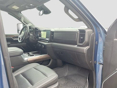 Used 2025 Chevrolet Silverado 3500 LT w/ All Star Edition AWD/4WD image 29