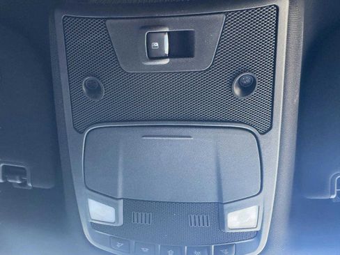 Used 2019 Ford F150 Platinum w/ Equipment Group 701A Luxury image 39