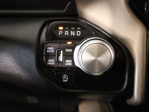 Used 2022 RAM 1500 Laramie w/ Laramie Southwest Edition AWD/4WD image 9