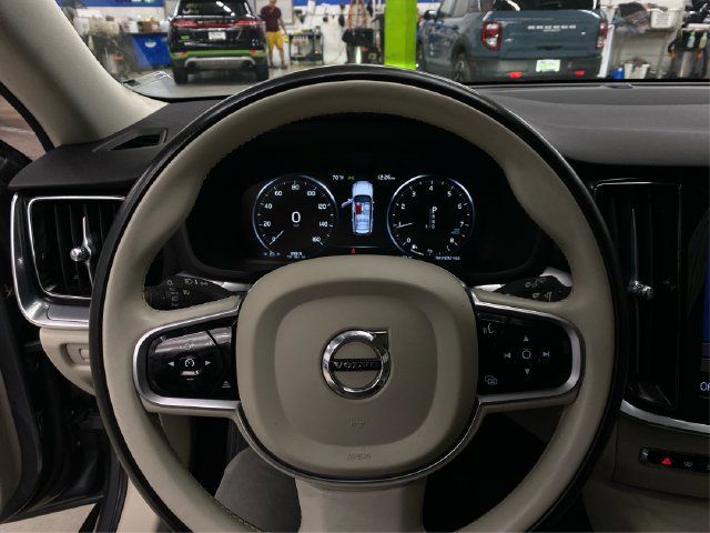 Used 2020 Volvo V60 T5 Cross Country w/ Protection Package Premier AWD/4WD image 23