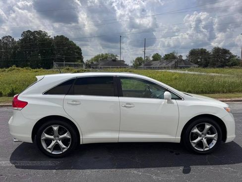 Used 2011 Toyota Venza w/ Premium Pkg #2 FWD image 5