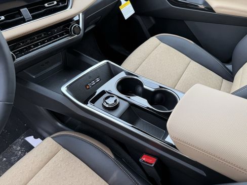 New 2026 Chevrolet Equinox ACTIV image 33