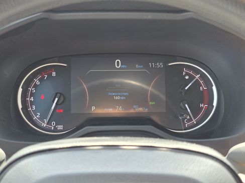 Used 2024 Toyota RAV4 XLE FWD image 32