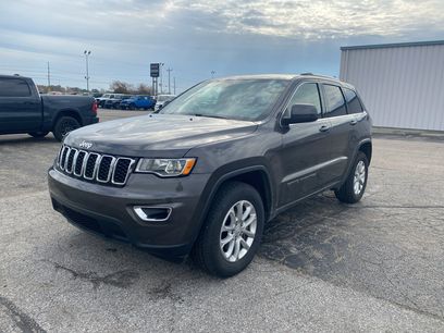 Used 2021 Jeep Grand Cherokee Laredo