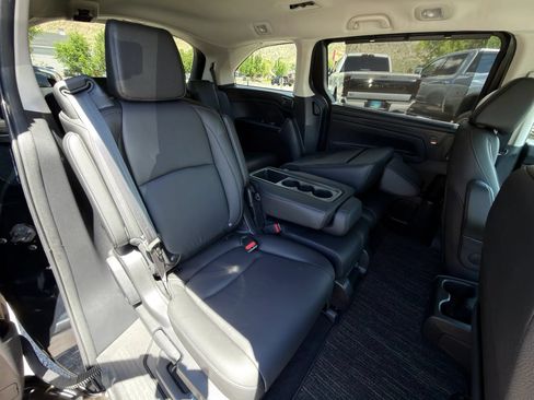 Used 2026 Honda Odyssey EX-L image 13