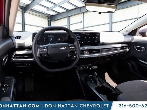 Used 2025 Kia K4 FWD image 15