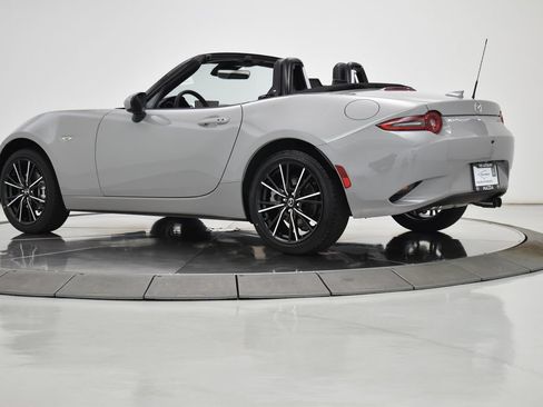 New 2026 MAZDA MX-5 Miata Grand Touring w/ Weather Package RWD image 18