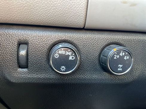 Used 2016 Chevrolet Colorado LT w/ Safety Package AWD/4WD image 12